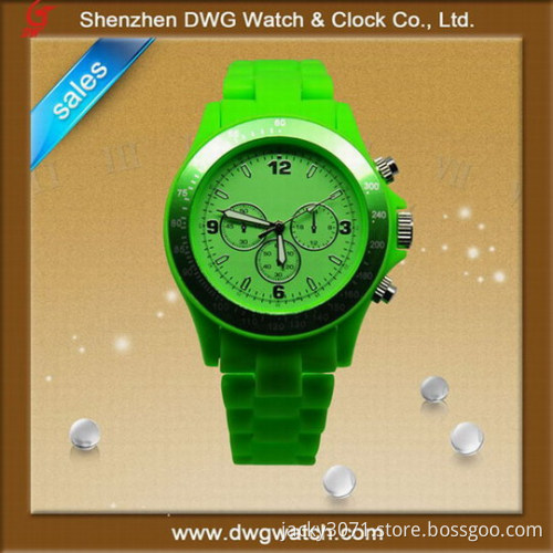 2012 new fashion cheap plastic watch